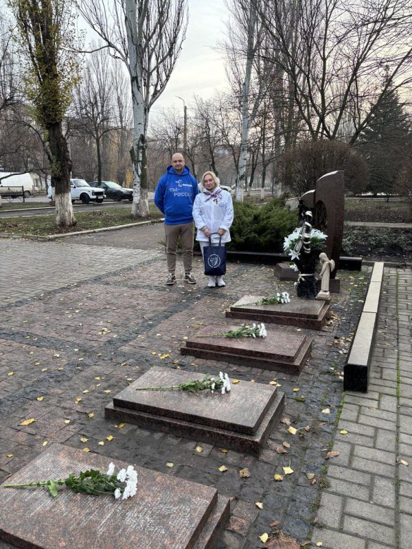 Женсовет Азова протянул руку помощи Горловке Женсовет Азова протянул руку помощи Горловке