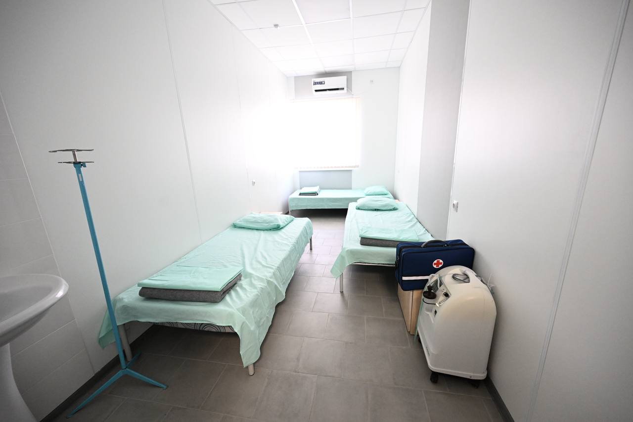 Более 200 человек обратились за медицинской помощью в новый фельдшерско-акушерский пункт в городском округе Торез Более 200 человек обратились за медицинской помощью в новый фельдшерско-акушерский пункт в городском округе Торез