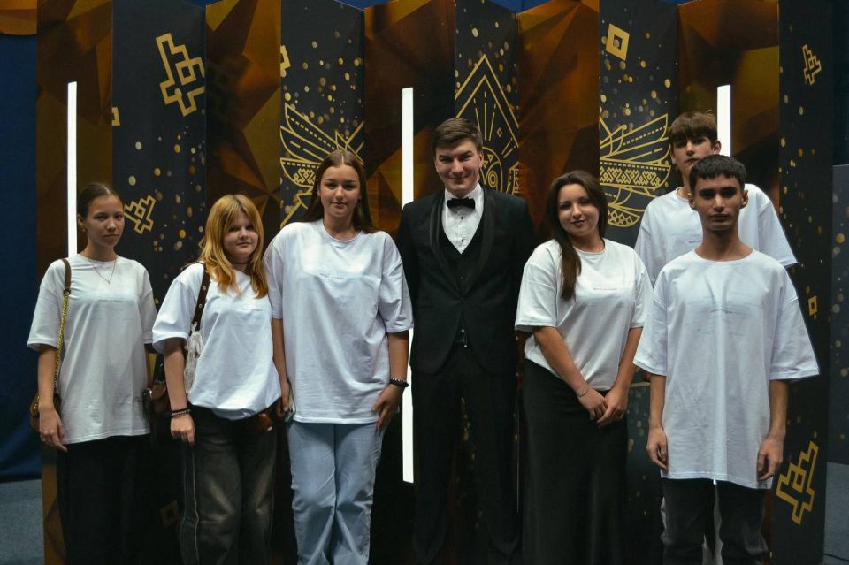 Ноябрьск вновь принял делегацию школьников из Волновахского муниципального округа Ноябрьск вновь принял делегацию школьников из Волновахского муниципального округа