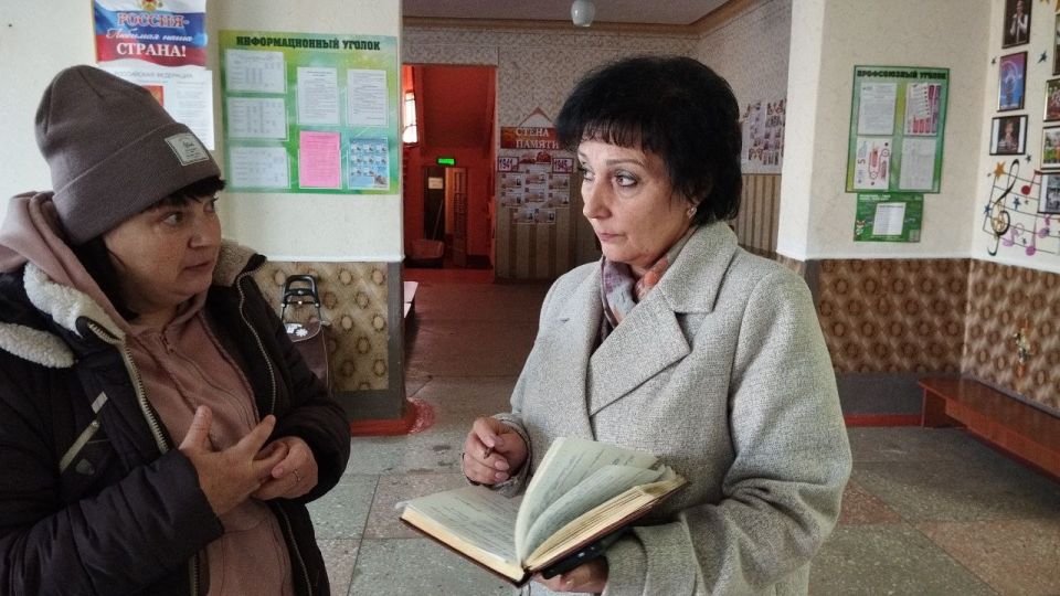 По поручению Главы ДНР Дениса Пушилина проводятся встречи с населением для выявления проблемных вопросов на подведомственной территории По поручению Главы ДНР Дениса Пушилина проводятся встречи с населением для выявления проблемных вопросов на подведомственной территории