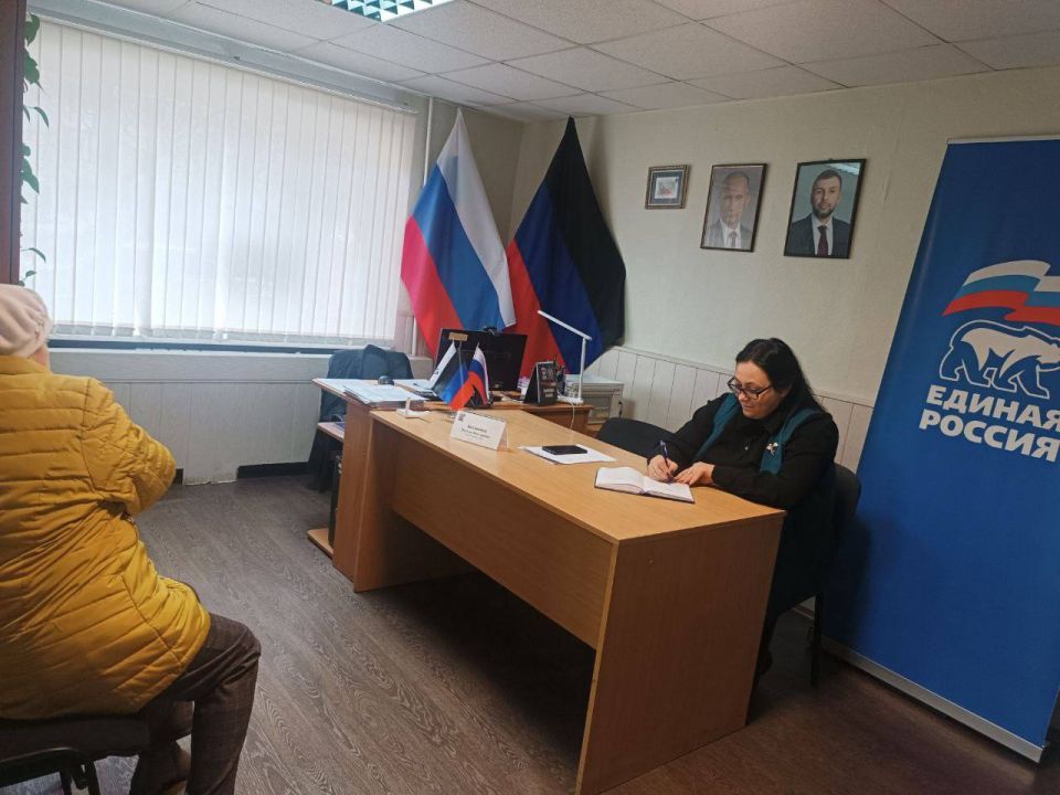 В общественной приёмной прошёл приём депутата городского совета В общественной приёмной прошёл приём депутата городского совета