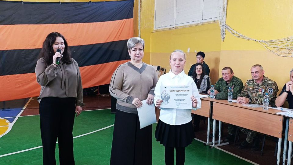 В Ждановке прошло открытие военно-патриотического фестиваля «Золотой эполет - 2025» В Ждановке прошло открытие военно-патриотического фестиваля «Золотой эполет - 2025»