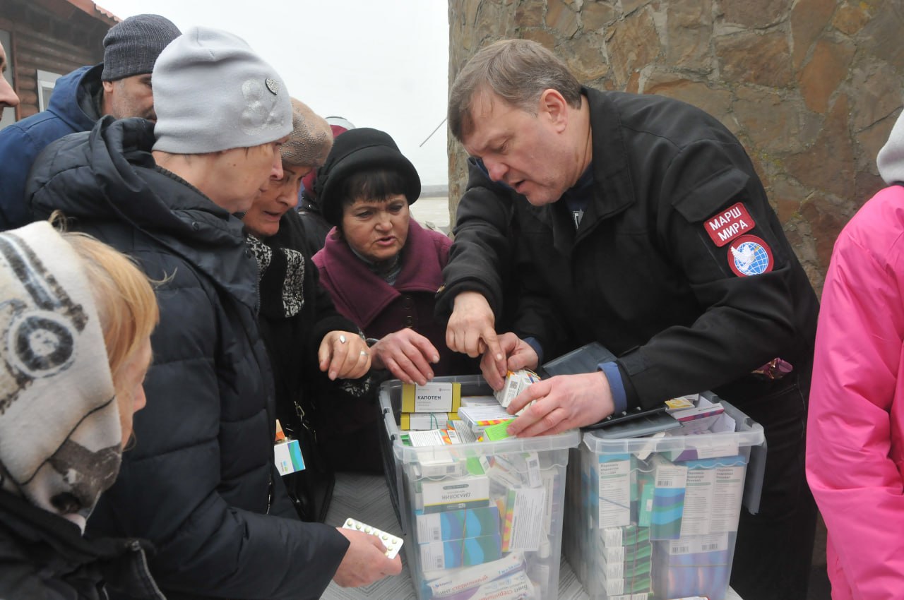"Бухта" милосердия. Мы уже рассказывали о том, как «Марш мира» привез в Мариуполь резные иконы и организовал праздник для детей "Бухта" милосердия. Мы уже рассказывали о том, как «Марш мира» привез в Мариуполь резные иконы и организовал праздник для детей