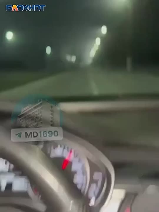 «Я 200 шатаю»: появились видео с последними секундами жизни гонщика в Макеевке