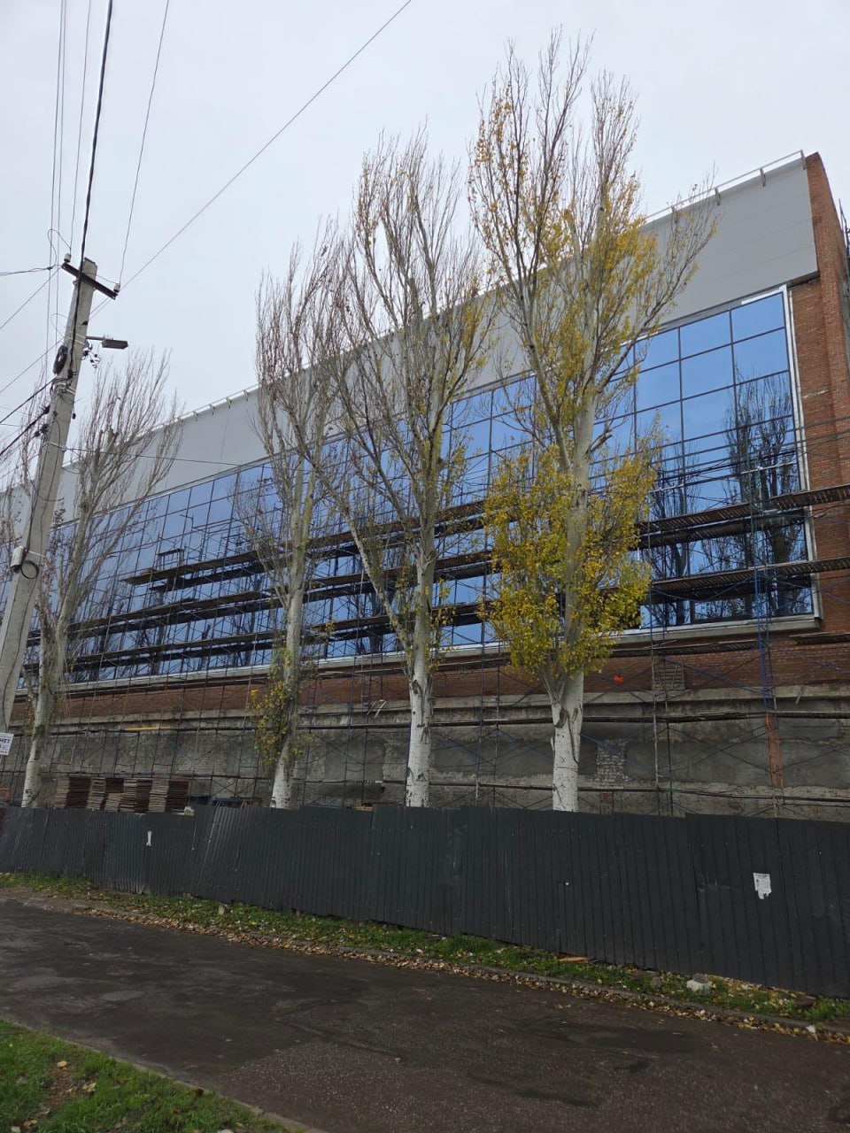 Петербургские строители продолжают восстанавливать плавбассейн «Нептун» Петербургские строители продолжают восстанавливать плавбассейн «Нептун»