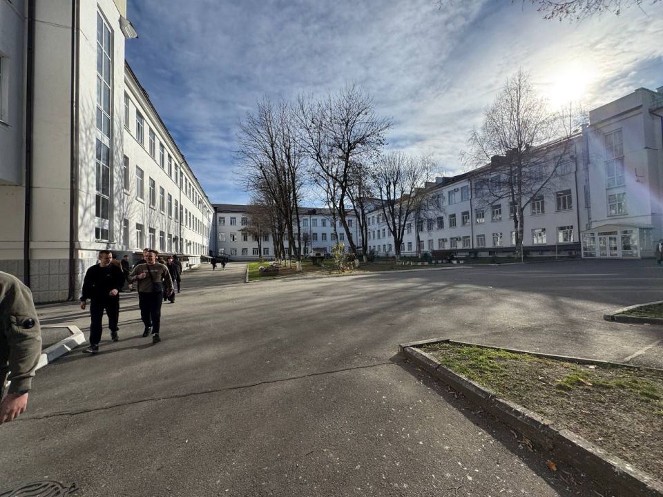 Горловская делегация студентов продолжает своё пребывание в Кабардино-Балкарии Горловская делегация студентов продолжает своё пребывание в Кабардино-Балкарии