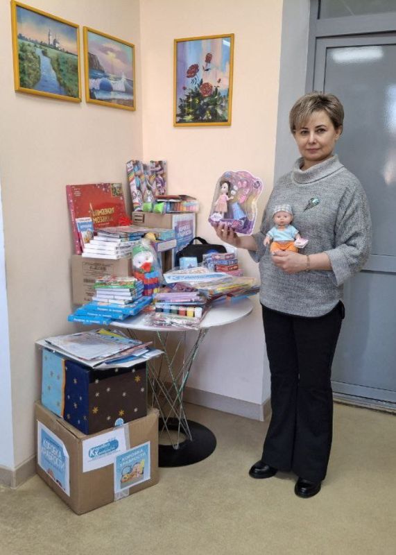 В Ясиноватой продолжается ежегодная акция «Коробка храбрости» В Ясиноватой продолжается ежегодная акция «Коробка храбрости»