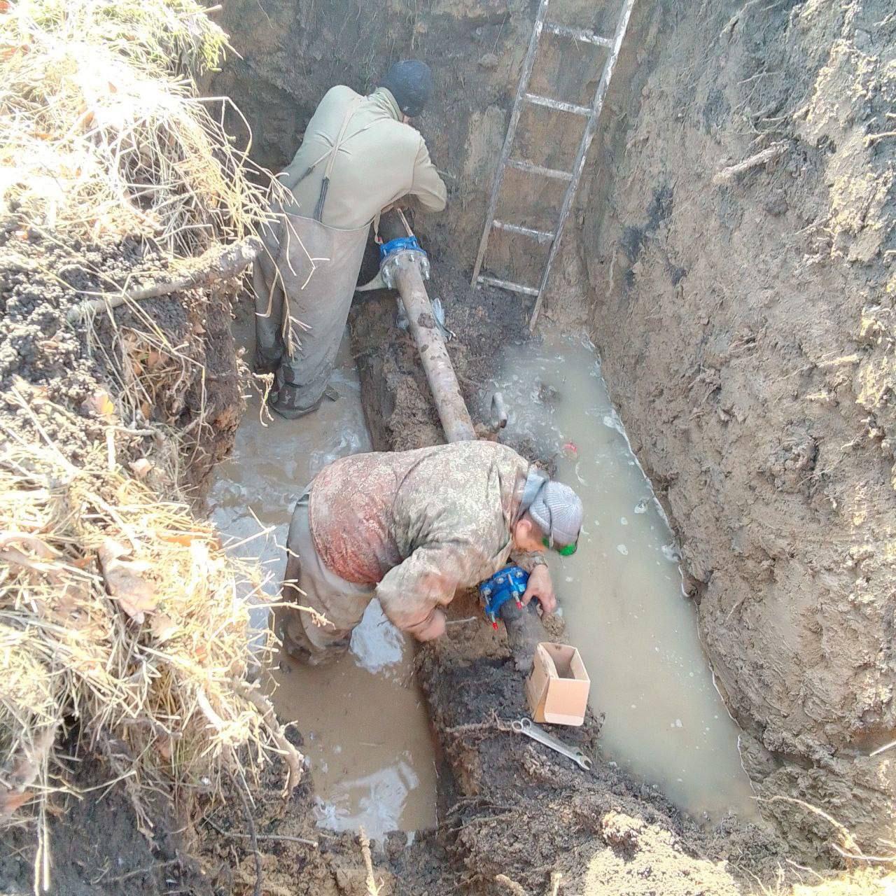 Василий Овчаров: Во исполнение поручений Главы ДНР Дениса Пушилина с целью рационального использования воды и недопущения потерь на сетях водоснабжения в связи с аварийными ситуациями специализированные бригады... Василий Овчаров: Во исполнение поручений Главы ДНР Дениса Пушилина с целью рационального использования воды и недопущения потерь на сетях водоснабжения в связи с аварийными ситуациями специализированные бригады...