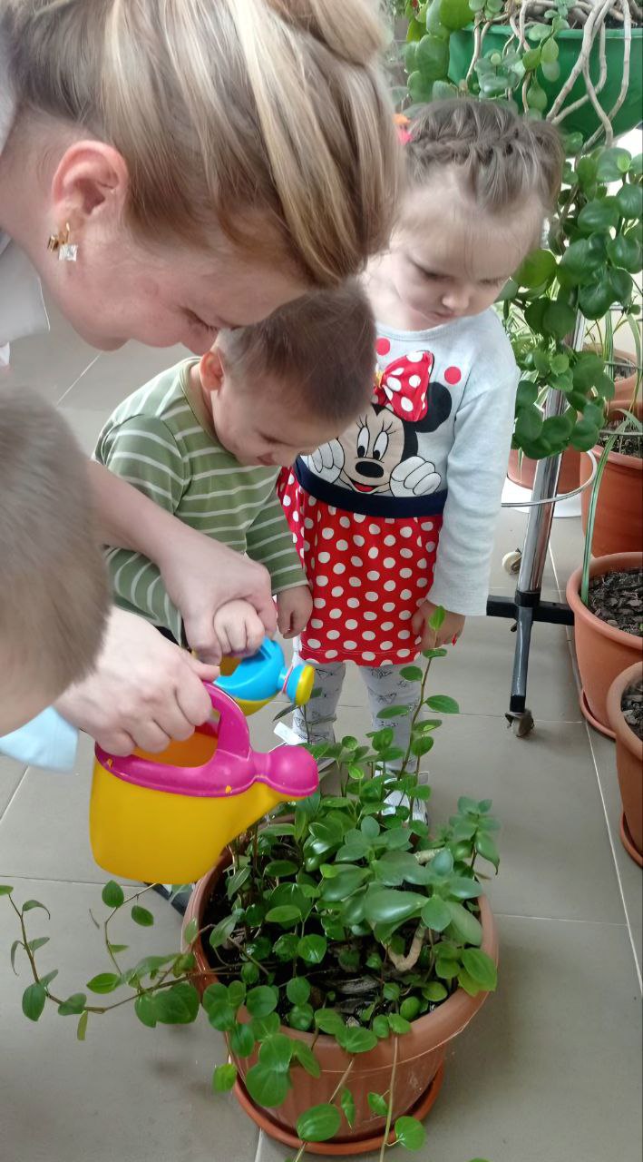 В «Родничке» расцвело добро: День добрых дел в Донецком доме ребенка В «Родничке» расцвело добро: День добрых дел в Донецком доме ребенка