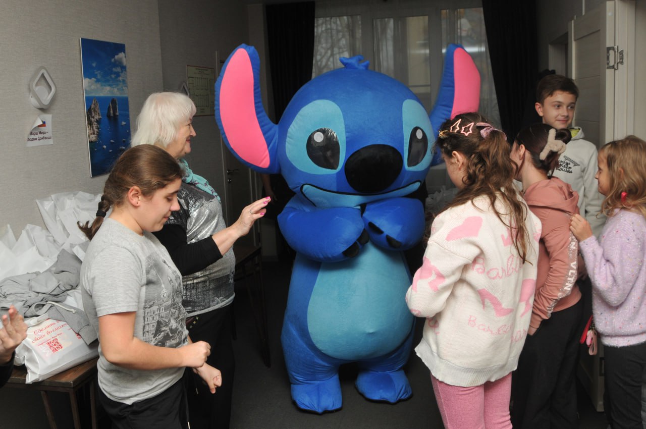 "Марш Мира - Детям Мариуполя"