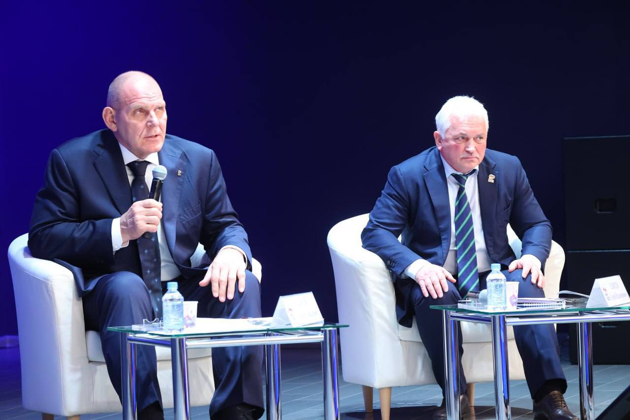 Александр Волошин: Сегодня в Москве, принял участие во Всероссийском форуме партийного проекта «Единой России» «Выбор сильных» Александр Волошин: Сегодня в Москве, принял участие во Всероссийском форуме партийного проекта «Единой России» «Выбор сильных»