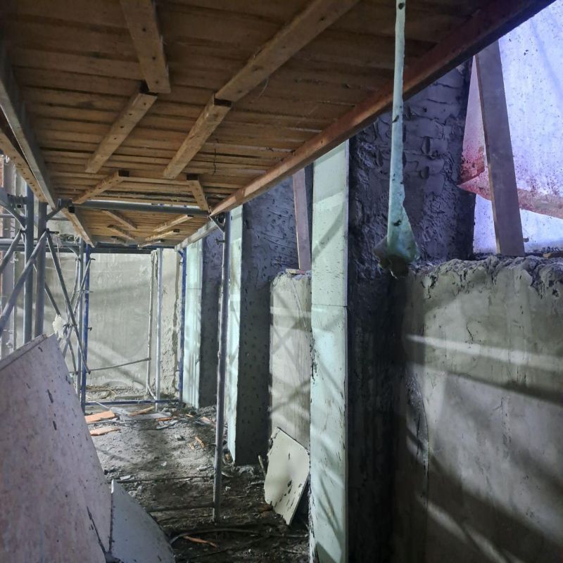 Нижегородские подрядчики проводят отделочные работы в здании филиала КУПНО в Харцызске Нижегородские подрядчики проводят отделочные работы в здании филиала КУПНО в Харцызске