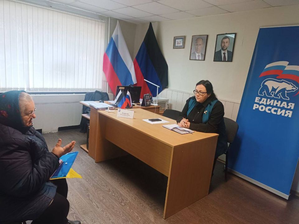 В общественной приёмной прошёл приём депутата городского совета В общественной приёмной прошёл приём депутата городского совета