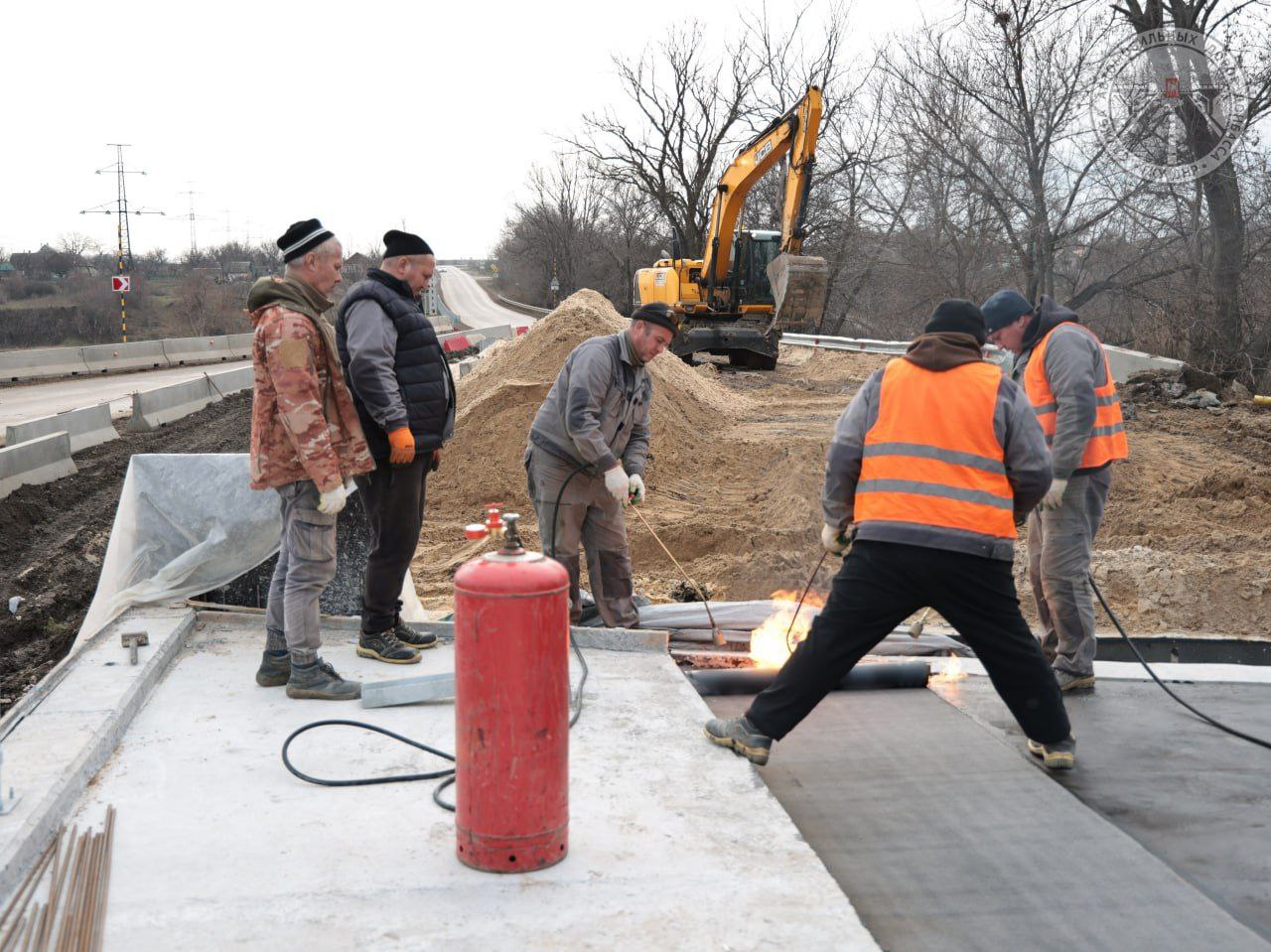 До конца текущего года планируем открыть движение по мосту через реку Скелевая До конца текущего года планируем открыть движение по мосту через реку Скелевая
