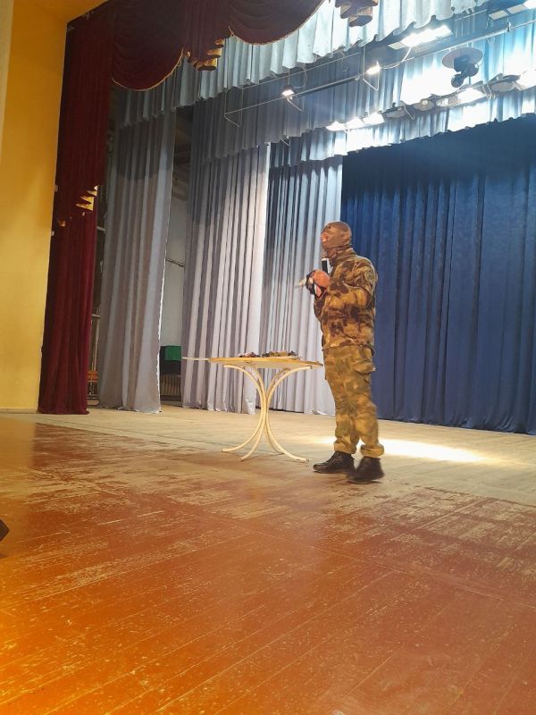 В городе Комсомольское прошел мастер-класс «Тактическая медицина» В городе Комсомольское прошел мастер-класс «Тактическая медицина»