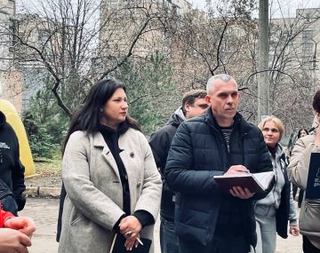 Председатель #Комитет_по_ЖКХ Анна Кондрыкинская провела сход граждан в Киевском районе Донецка