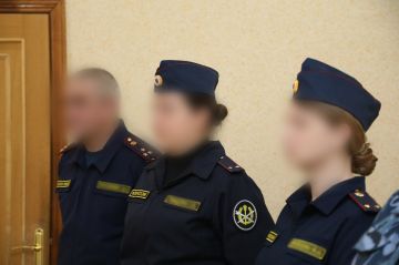 Для сотрудников ведомства совершен праздничный молебен