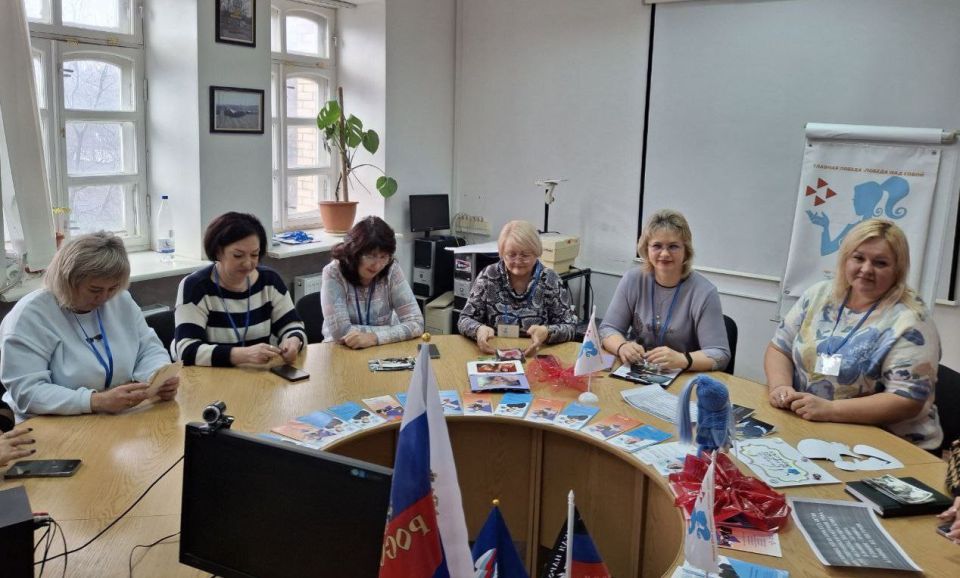 В преддверии Дня матери участницы женского клуба поделились секретами успеха! В преддверии Дня матери участницы женского клуба поделились секретами успеха!