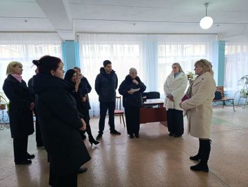 По поручению Главы ДНР Дениса Пушилина проводятся встречи с населением для выявления проблемных вопросов на подведомственной территории