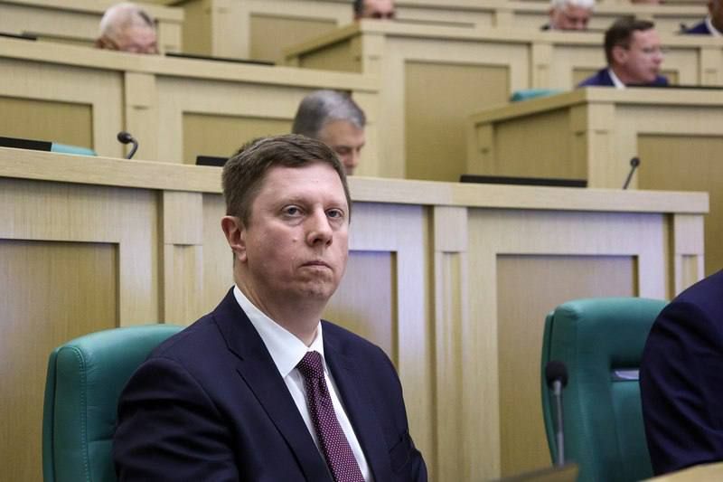 Александр Волошин: #пленарноезаседание_СФ. На сегодняшнем пленарном заседании Совета Федерации рассмотрели ряд важнейших для страны законопроектов Александр Волошин: #пленарноезаседание_СФ. На сегодняшнем пленарном заседании Совета Федерации рассмотрели ряд важнейших для страны законопроектов