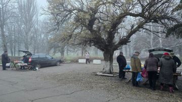 Николай Михайлов: В посёлке Старобешево прошла выездная торговая ярмарка