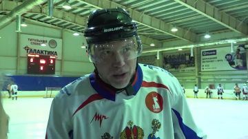 В Донецке проходит региональный этап Всероссийского чемпионата Ночной Хоккейной Лиги