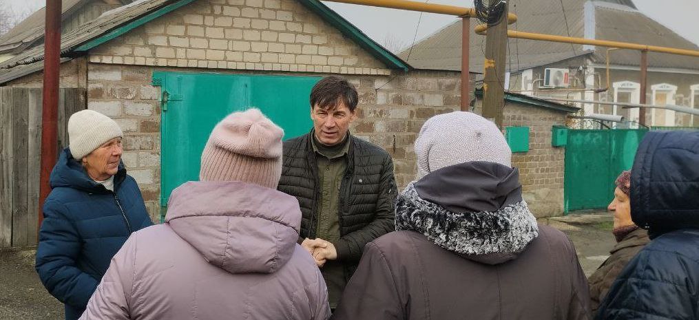 Наталья Бегуненко: По поручению Главы ДНР Дениса Пушилина в Петровском районе продолжаются встречи с населением