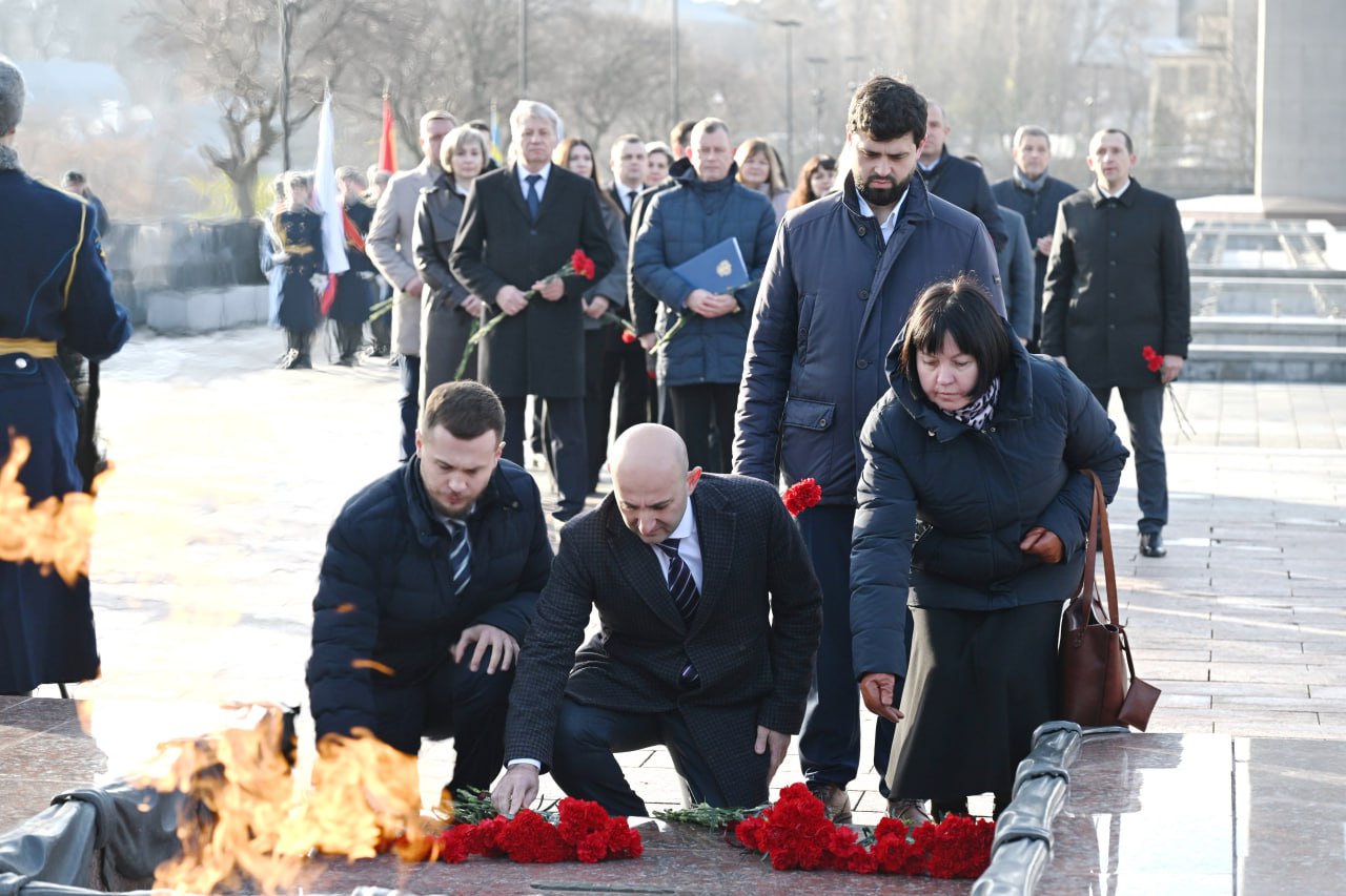 Кирилл Макаров: Когда тысячи жителей Донбасса спасали семьи от войны в 2014, Ростовская и Воронежская области стали для многих новым домом Кирилл Макаров: Когда тысячи жителей Донбасса спасали семьи от войны в 2014, Ростовская и Воронежская области стали для многих новым домом