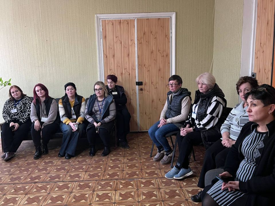 Сегодня, 26 ноября, заместитель главы администрации городского округа Макеевка Ирина Валентиновна Сидякина провела встречу по адресу: г. Макеевка, ул. Ленина,19, в рамках поручения Главы ДНР Дениса Пушилина Сегодня, 26 ноября, заместитель главы администрации городского округа Макеевка Ирина Валентиновна Сидякина провела встречу по адресу: г. Макеевка, ул. Ленина,19, в рамках поручения Главы ДНР Дениса Пушилина