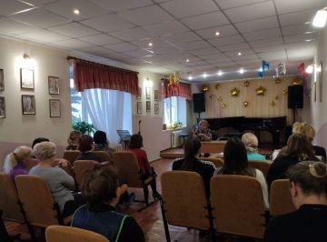 По поручению Главы ДНР Дениса Пушилина проводятся встречи с населением для выявления проблемных вопросов на подведомственной территории