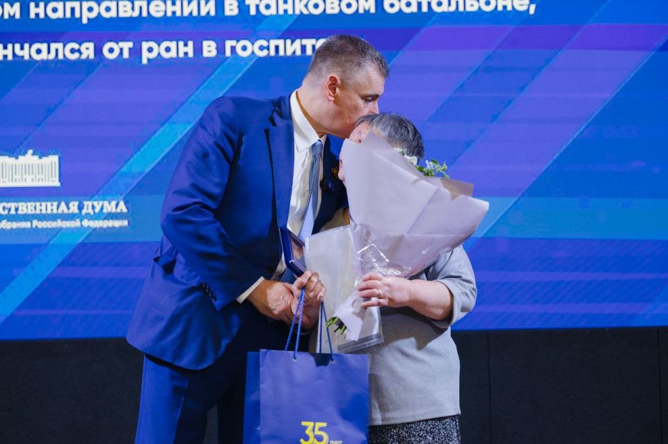 Андрей Крамар: Соосновательница Лаборатории дронов ЛДПР, военкор Изабелла Владимировна Либерман и координатор ЛДПР в Донецке Игорь Алексеевич Панченко сегодня пишут про исключительно важную инициативу Леонида Эдуардовича... Андрей Крамар: Соосновательница Лаборатории дронов ЛДПР, военкор Изабелла Владимировна Либерман и координатор ЛДПР в Донецке Игорь Алексеевич Панченко сегодня пишут про исключительно важную инициативу Леонида Эдуардовича...