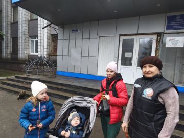 В Советском внутригородском районе городского округа Макеевка состоялась патриотическая акция «Георгиевская лента»