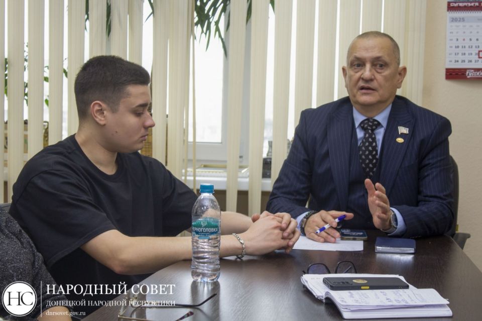 Депутаты провели встречу с родственниками участников СВО Депутаты провели встречу с родственниками участников СВО