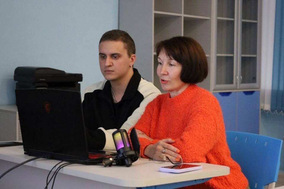 Изучение иностранного языка: от классики до нейросетей Изучение иностранного языка: от классики до нейросетей