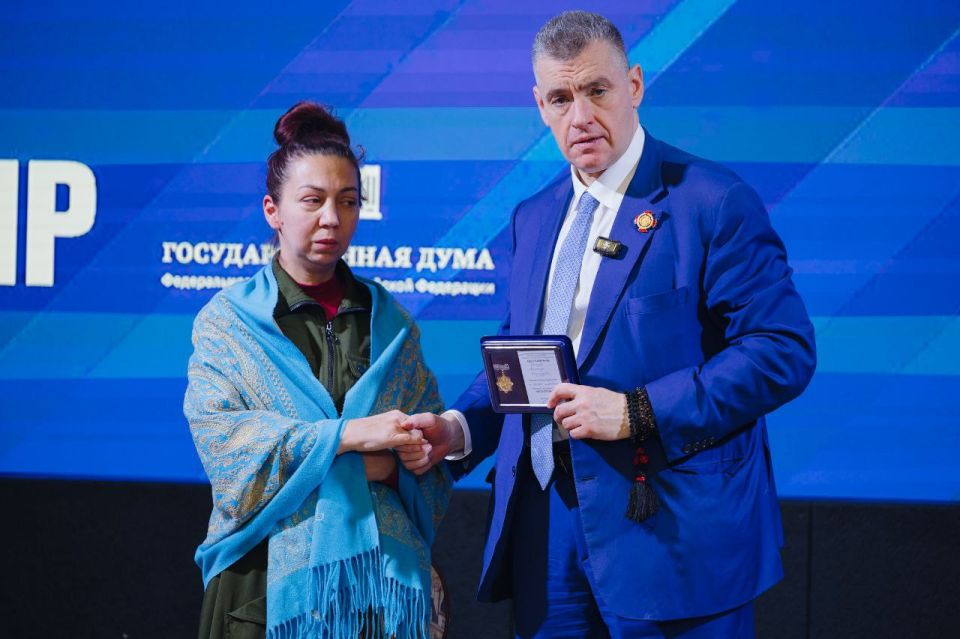 Андрей Крамар: Соосновательница Лаборатории дронов ЛДПР, военкор Изабелла Владимировна Либерман и координатор ЛДПР в Донецке Игорь Алексеевич Панченко сегодня пишут про исключительно важную инициативу Леонида Эдуардовича... Андрей Крамар: Соосновательница Лаборатории дронов ЛДПР, военкор Изабелла Владимировна Либерман и координатор ЛДПР в Донецке Игорь Алексеевич Панченко сегодня пишут про исключительно важную инициативу Леонида Эдуардовича...