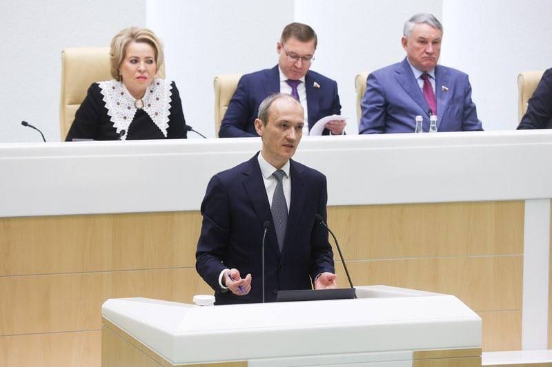 Александр Волошин: #пленарноезаседание_СФ. На сегодняшнем пленарном заседании Совета Федерации рассмотрели ряд важнейших для страны законопроектов Александр Волошин: #пленарноезаседание_СФ. На сегодняшнем пленарном заседании Совета Федерации рассмотрели ряд важнейших для страны законопроектов