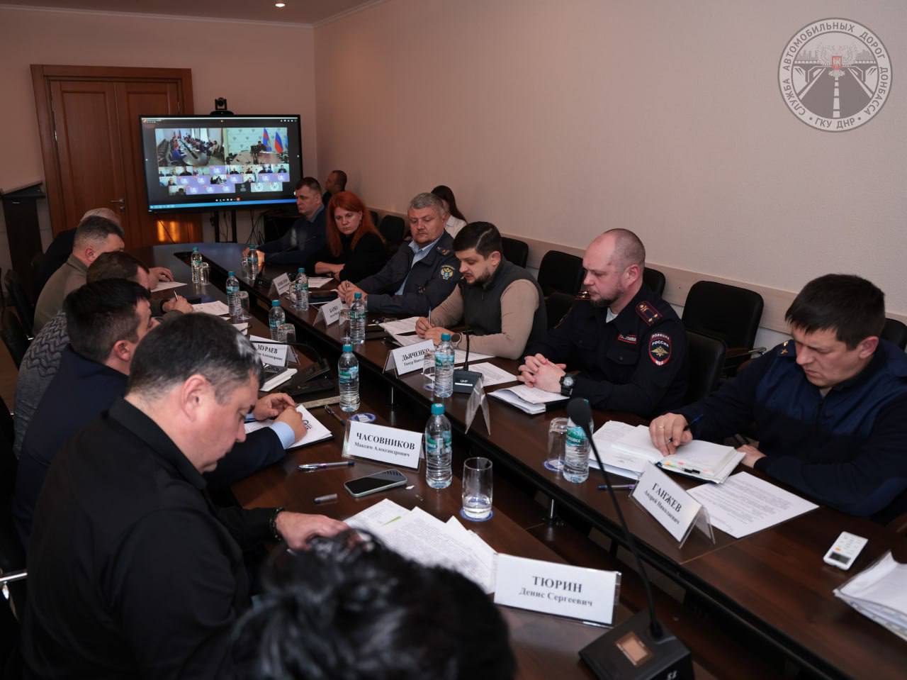 Готовность оперативных служб и дорожного хозяйства к зимнему сезону, эвакуация транспортных средств после ДТП, установка камер видеофиксации нарушений на дорогах – эти и другие вопросы повышения уровня безопасности дорожного... Готовность оперативных служб и дорожного хозяйства к зимнему сезону, эвакуация транспортных средств после ДТП, установка камер видеофиксации нарушений на дорогах – эти и другие вопросы повышения уровня безопасности дорожного...