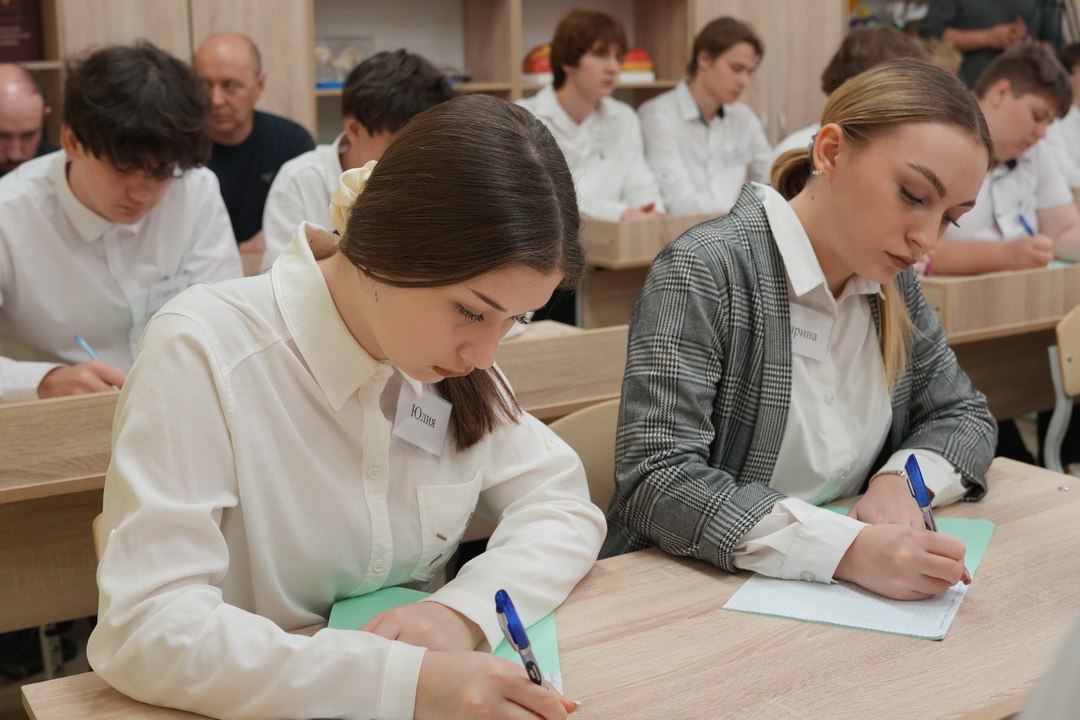 Олег Трофимов: Генетика – это увлекательно! Олег Трофимов: Генетика – это увлекательно!