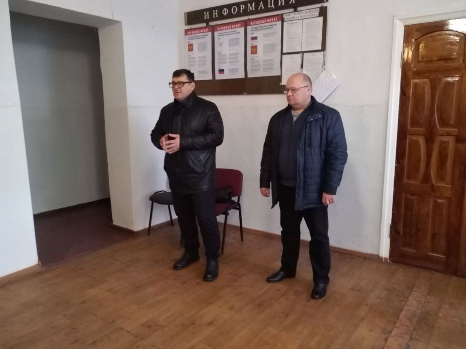 Василий Овчаров: Совместно с заместителем председателя Новоазовского муниципального совета Алексеем Сухаревским, встретился с жителями села Приморское Василий Овчаров: Совместно с заместителем председателя Новоазовского муниципального совета Алексеем Сухаревским, встретился с жителями села Приморское