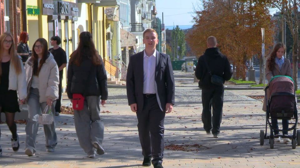 Премьера клипа для победителя вокального конкурса из Мариуполя Премьера клипа для победителя вокального конкурса из Мариуполя