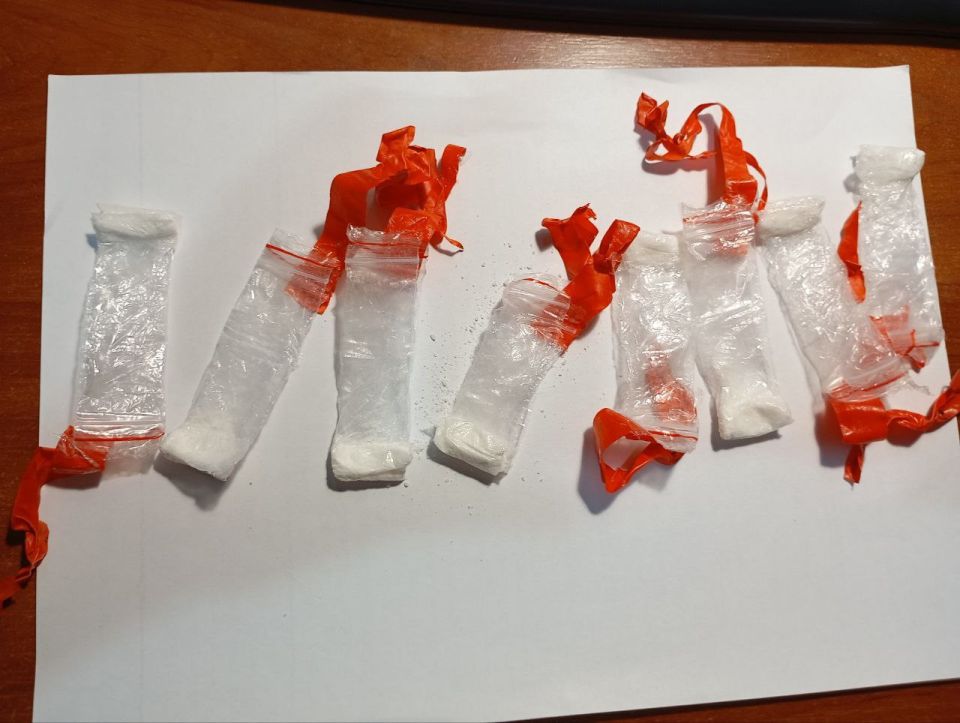 Полицейские пресекли попытку незаконного сбыта наркотиков в Макеевке