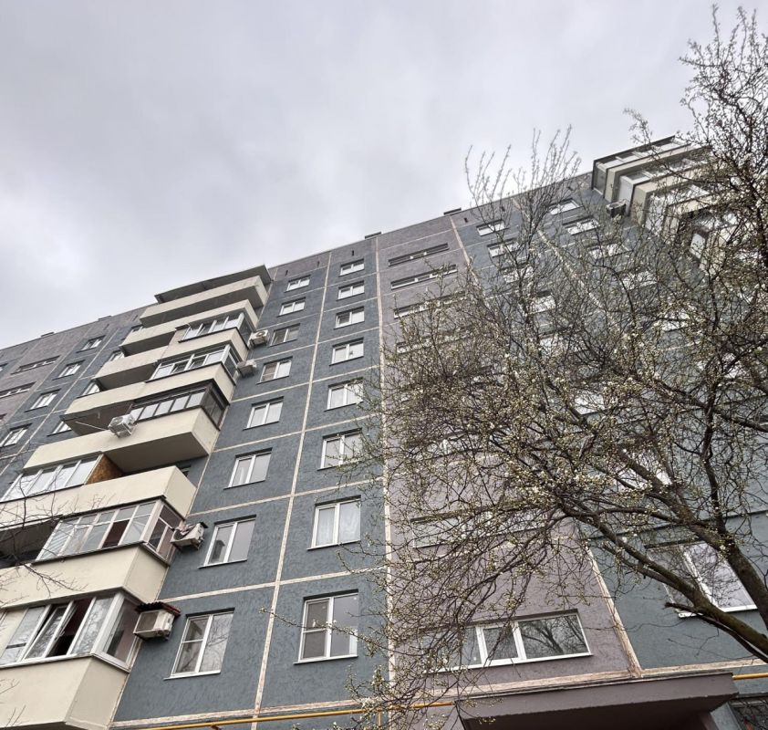 При поддержке Московской области на левобережье Мариуполя преображается жилой дом При поддержке Московской области на левобережье Мариуполя преображается жилой дом
