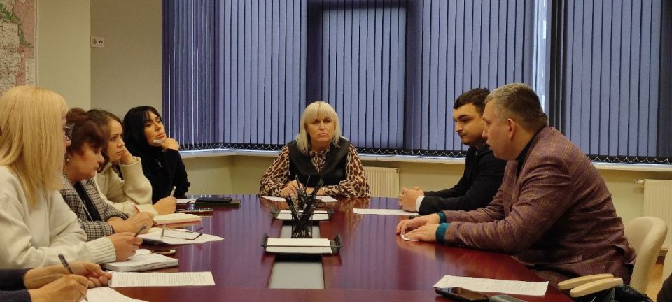 На площадке Министерства промышленности и торговли Донецкой Народной Республики прошла рабочая встреча с представителями оператора системы цифровой маркировки "Честный знак" На площадке Министерства промышленности и торговли Донецкой Народной Республики прошла рабочая встреча с представителями оператора системы цифровой маркировки "Честный знак"