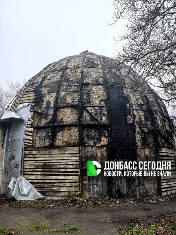 Заброшенный планетарий в Донецке: когда-то здесь учились смотреть вверх Заброшенный планетарий в Донецке: когда-то здесь учились смотреть вверх