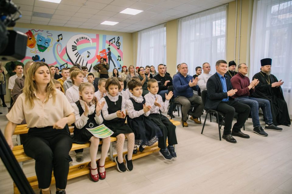 Антон Кольцов: С большим удовольствием принял участие в благотворительном мероприятии в специальной школе-интернате №21 Антон Кольцов: С большим удовольствием принял участие в благотворительном мероприятии в специальной школе-интернате №21