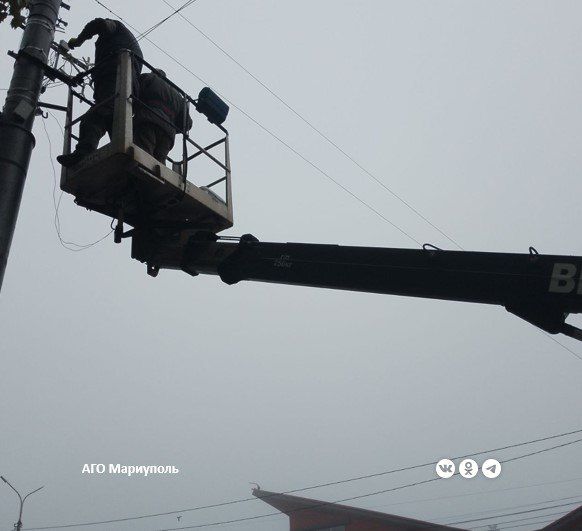 В Мариуполе энергетики провели плановую инспекцию электрооборудования В Мариуполе энергетики провели плановую инспекцию электрооборудования