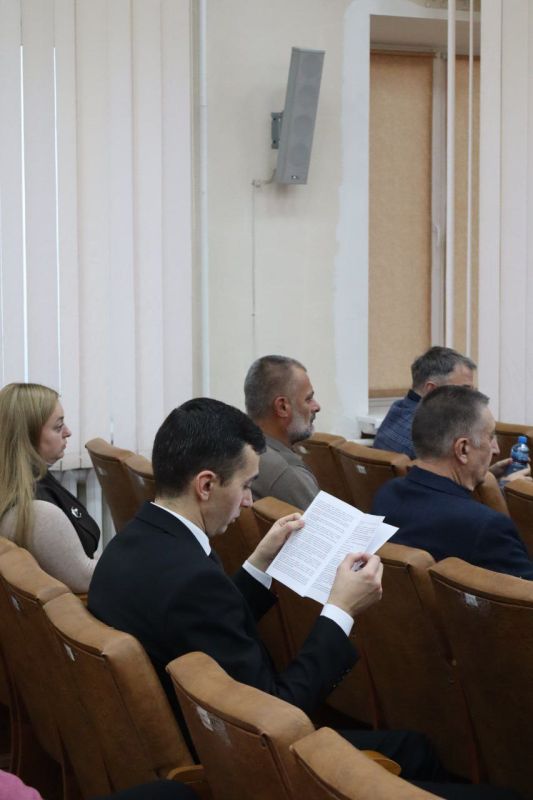 Валентина Харлашка: 27 ноября провела 59 очередное заседание Макеевского городского совета Донецкой Народной Республики Валентина Харлашка: 27 ноября провела 59 очередное заседание Макеевского городского совета Донецкой Народной Республики