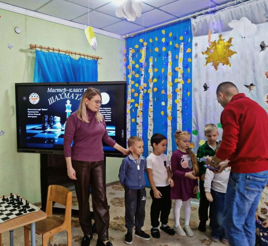 Мастер-класс по шахматам в детском саду "Чайка" Мастер-класс по шахматам в детском саду "Чайка"