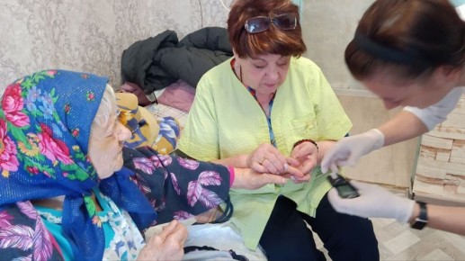 Врач Чермалыкской амбулатории ОПСМ осуществила выезд к маломобильным гражданам