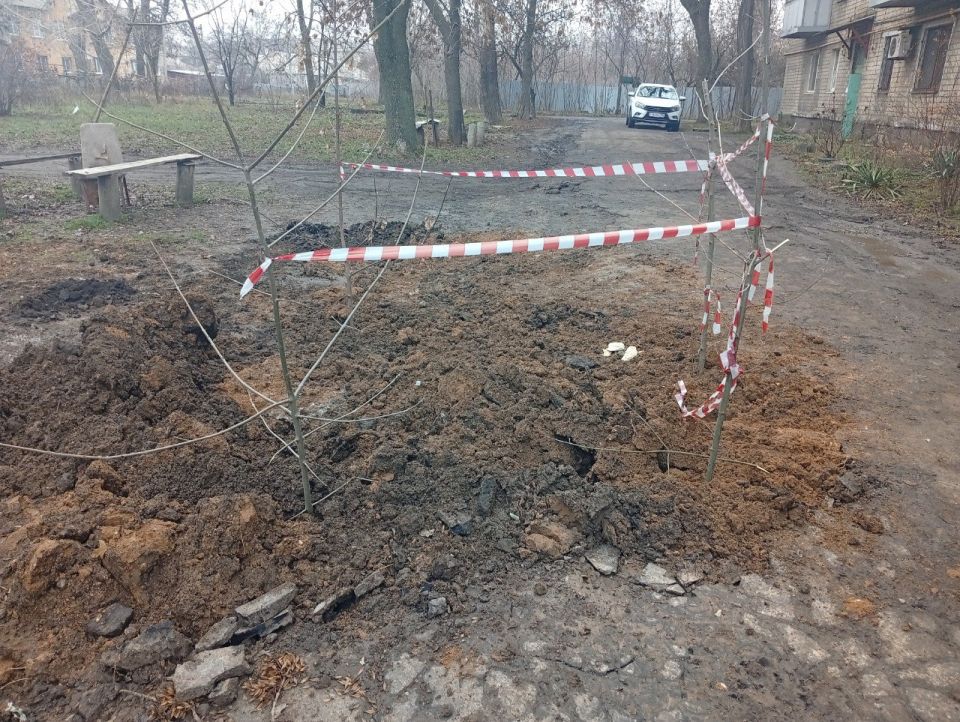 Депутат Народного Совета Александр Черников совместно с депутатом Донецкого Городского Совета ДНР Михаилом Рыбаковым выехали на места порывов сетей водоснабжения в Кировском районе Донецка Депутат Народного Совета Александр Черников совместно с депутатом Донецкого Городского Совета ДНР Михаилом Рыбаковым выехали на места порывов сетей водоснабжения в Кировском районе Донецка